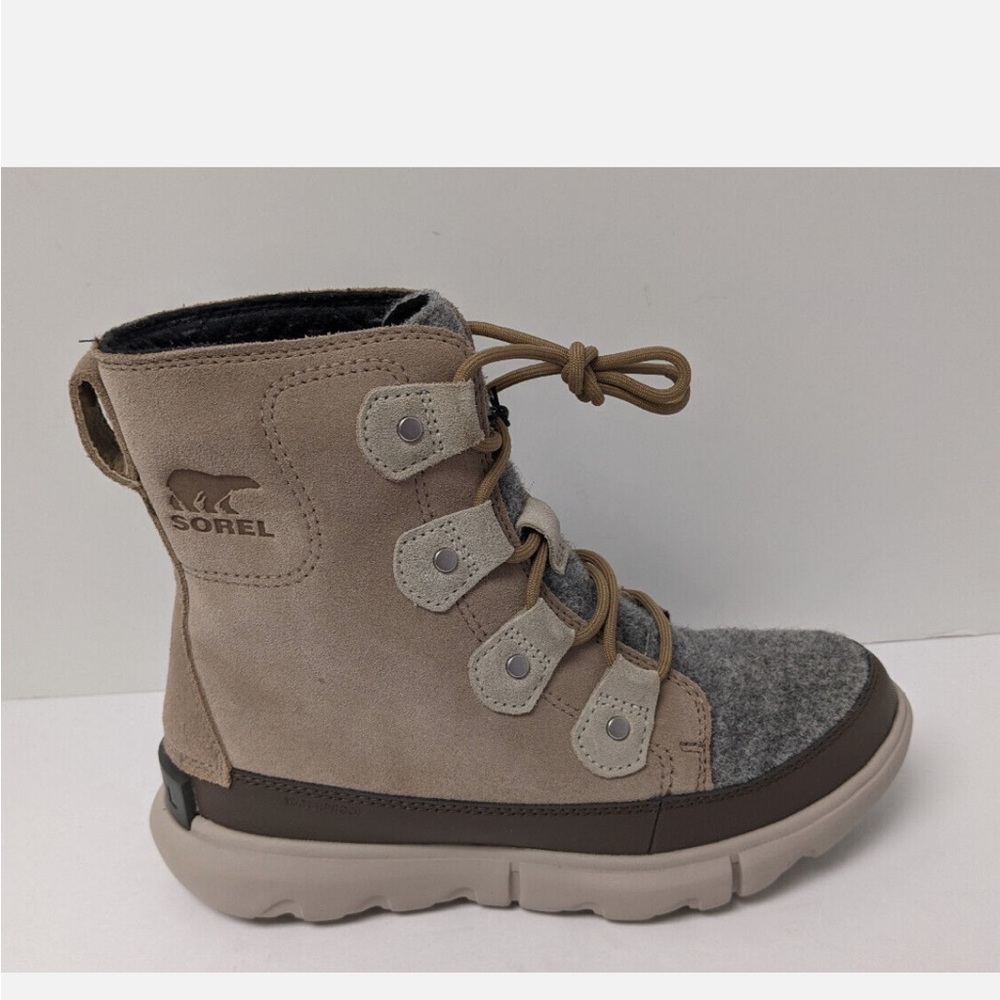 Sorel Boots - Beige and Charcoal